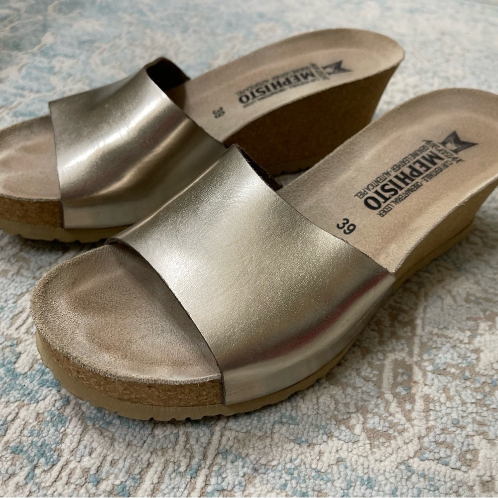 Women’s Mephisto • Air-Relax Cork Wedge • Size 39